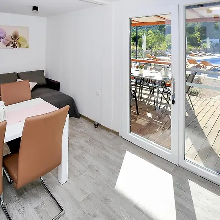 Σπίτι διακοπών Lovely In With Kitchen *